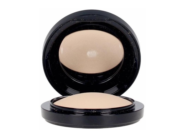 Mac Ineralize Skinfish Polvo Light Plus 10G