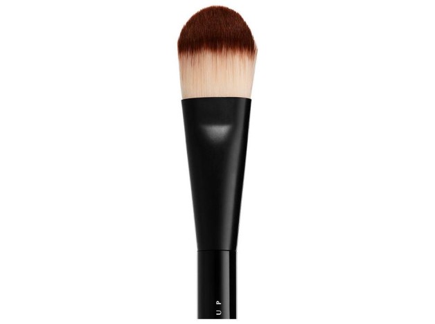 Nyx Pro Flat Foundation Brush Prob07 1Ud