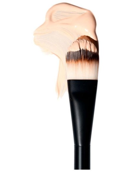 Nyx Pro Flat Foundation Brush Prob07 1Ud