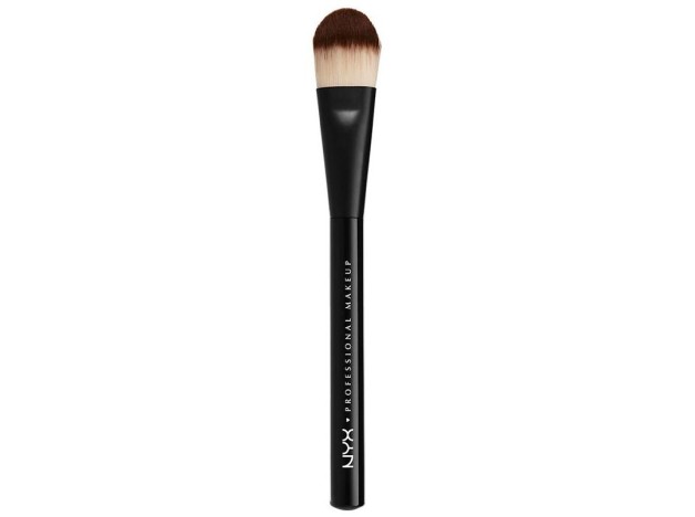 Nyx Pro Flat Foundation Brush Prob07 1Ud