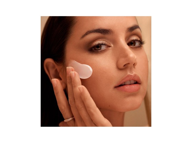 Estee Lauder Revitalizing Supreme + Youth Power...