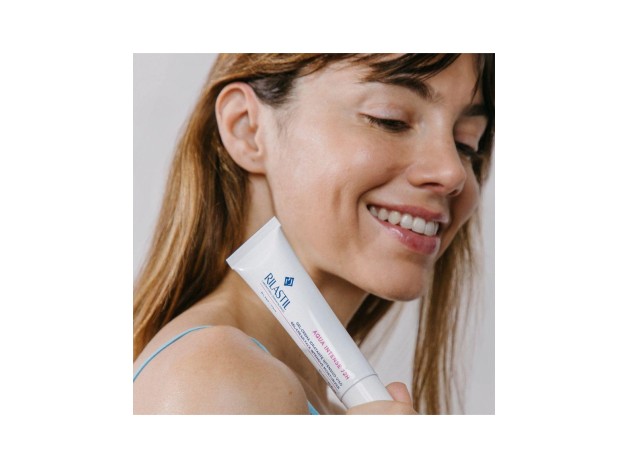 Aqua Intense 72H Gel Crema Hidratante Intenso...