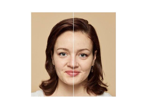 L'Oréal Paris Accord Parfait Foundation...
