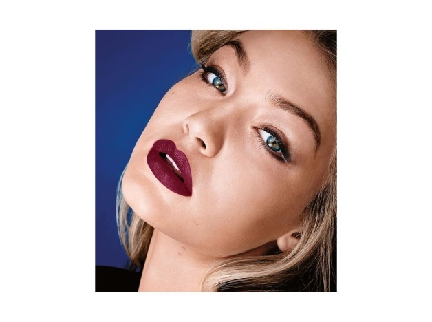 Color Sensational Mattes Lipstick 975-Divine Wine