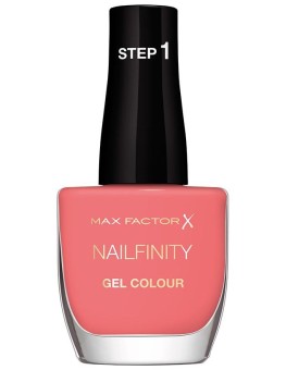 Max Factor Nailfinity...