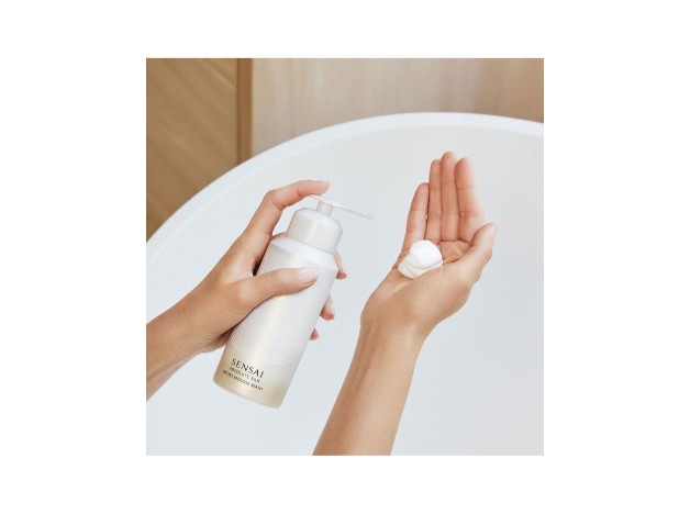 Absolute Silk Micro Mousse Wash 180 Ml