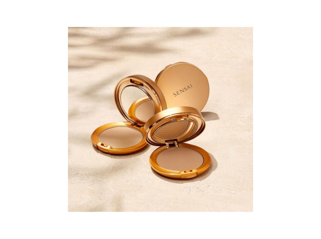 Sensai Silky Bronze Sun Protective Compact Sc03