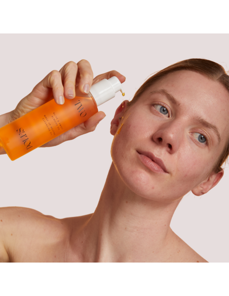 Two Poles Make-Up Melting Cleansing Oil 190 ml