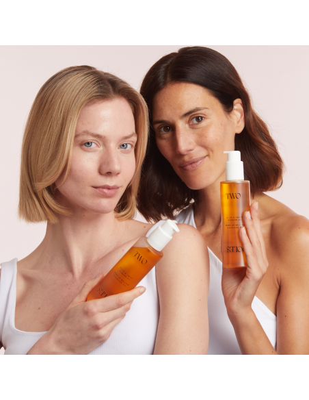 Two Poles Make-Up Melting Cleansing Oil 190 ml