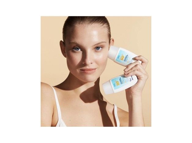 Sensilis Water Fluid Antiaging%26Light Texture...
