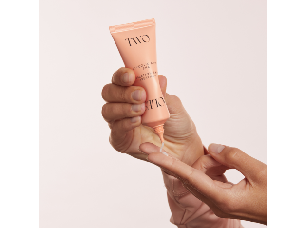 Two Poles Vacation Skin Treatment 40 ml