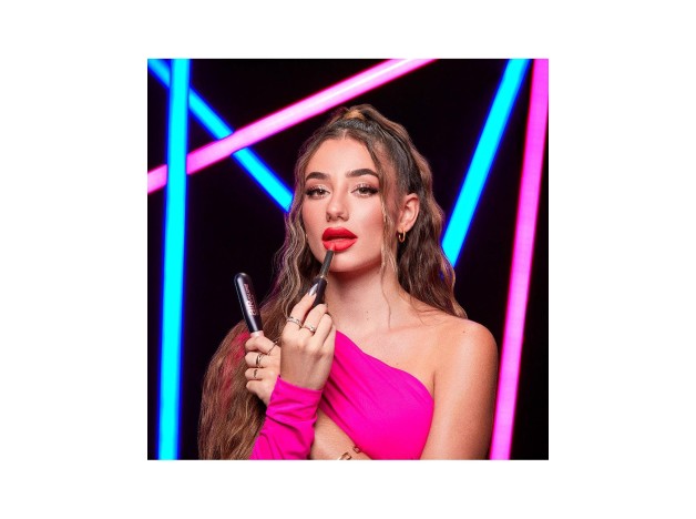 L'Oréal Color Riche Volume Puro Power Lola Nro...