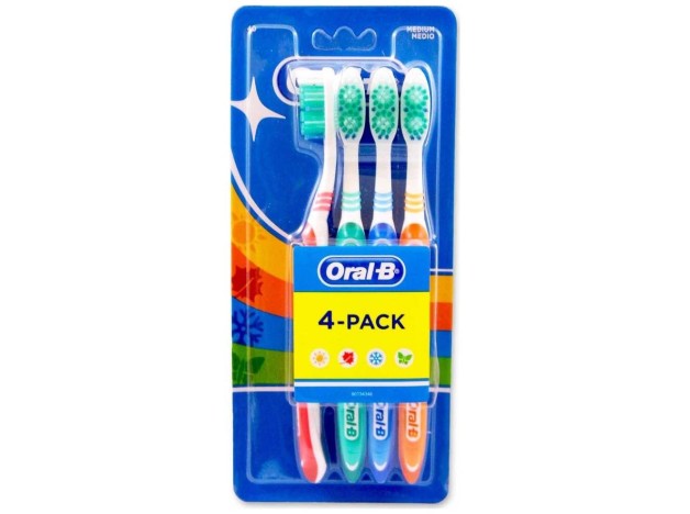 Oral-B Pack Cepillos 123 Shiny Clean 4Uds