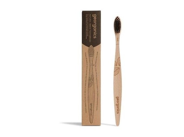 Georganics Beechwood Charcoal Toothbrush Soft 1Ud