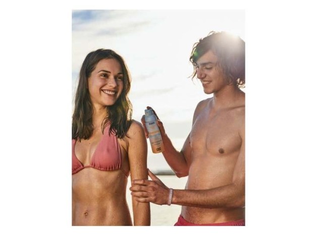 Isdin Fotoprotector Transparent Spray Wet Skin...