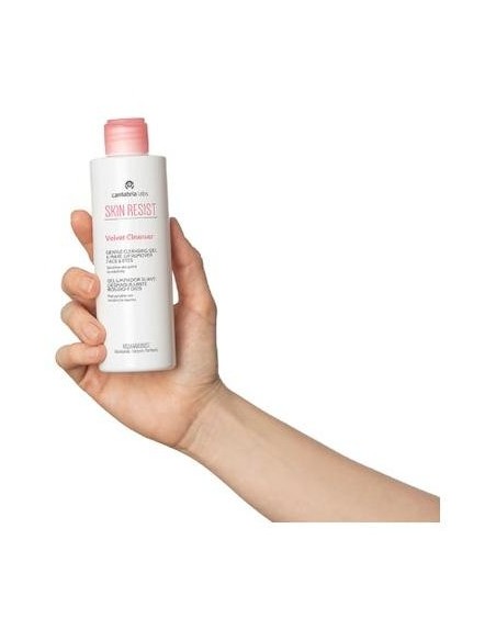 Skin Resist Velvet Gel Limpiador Suave Desmaquillante Rostro Y Ojos 200 Ml