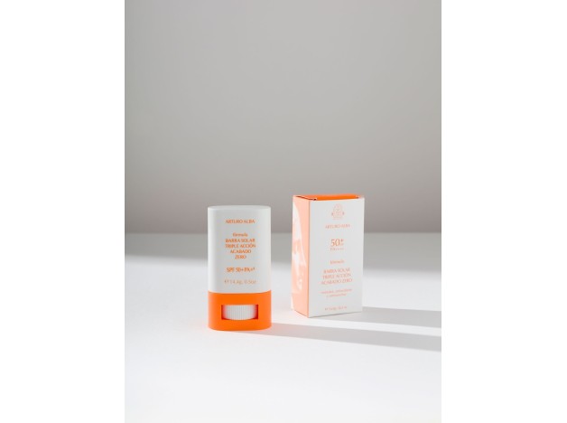 Arturo Alba Barra Solar Triple Acción SPF50 15 g