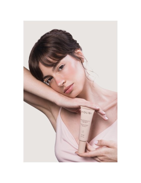 Holisi The Radiant Silk Sunscreen SPF50+ 50 ml