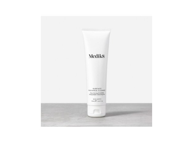 Medik8 Surface Radiance Cleanse 150 ml