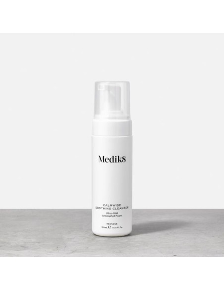 Medik8 Calmwise Soothing Cleanser 150 ml