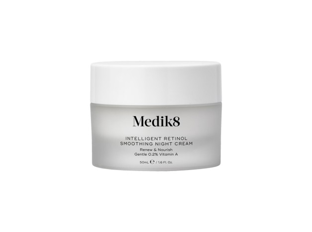 Medik8 Intelligent Retinol Smoothing Night...
