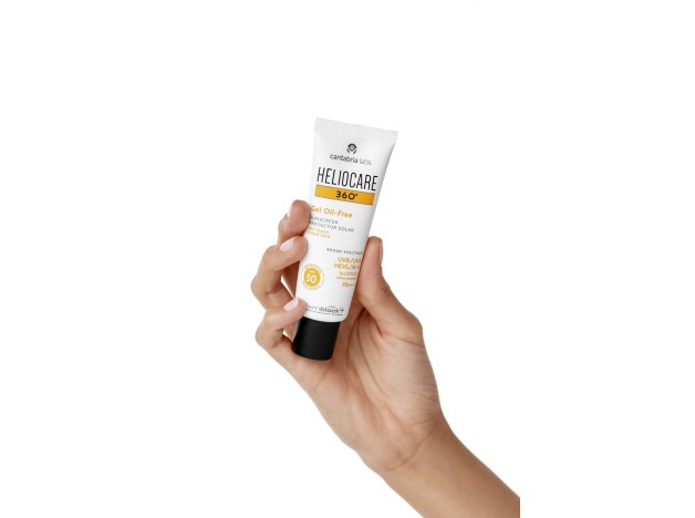 Heliocare 360 Cara Gel Oil Free SPF50 + Advance...