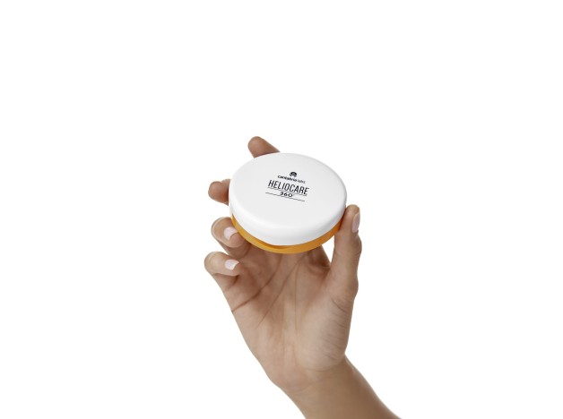 Heliocare 360º Oil-Free Compact SPF50+ Bronze...