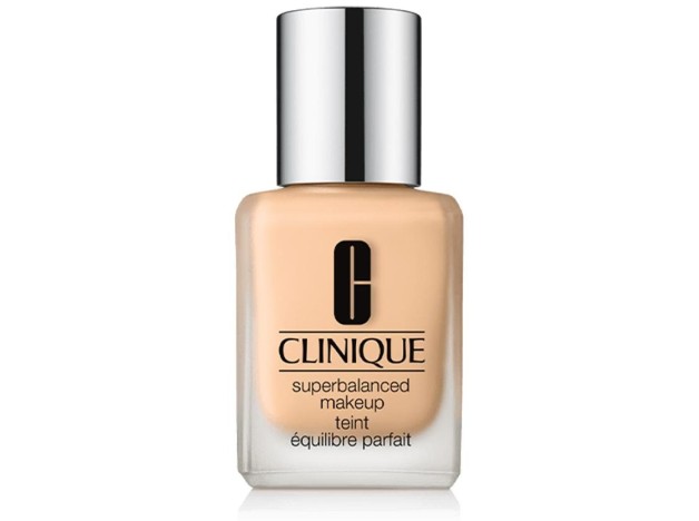 Clinique Base Superbalanced 05 Vanilla 30Ml