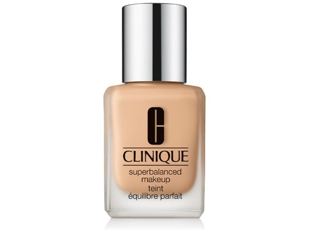 Clinique Base Superbalanced 30 Ivory 30Ml
