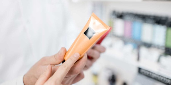Las ventajas de usar protectores solares con color en lugar de maquillaje