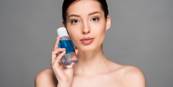 ¡Adiós al Maquillaje! Cómo elegir el desmaquillante ideal