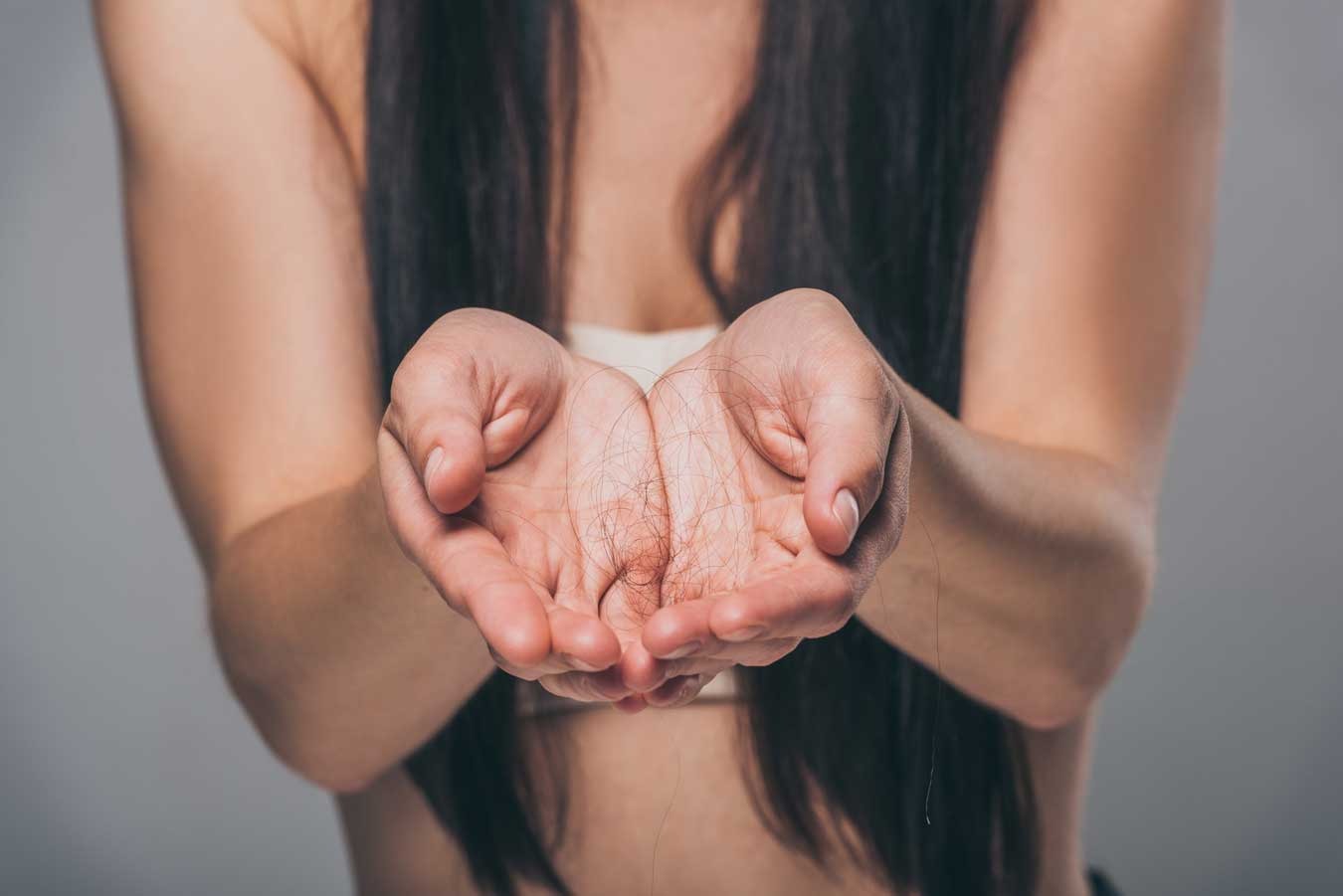 Caída de pelo en mujeres: por qué se produce y cómo frenarla