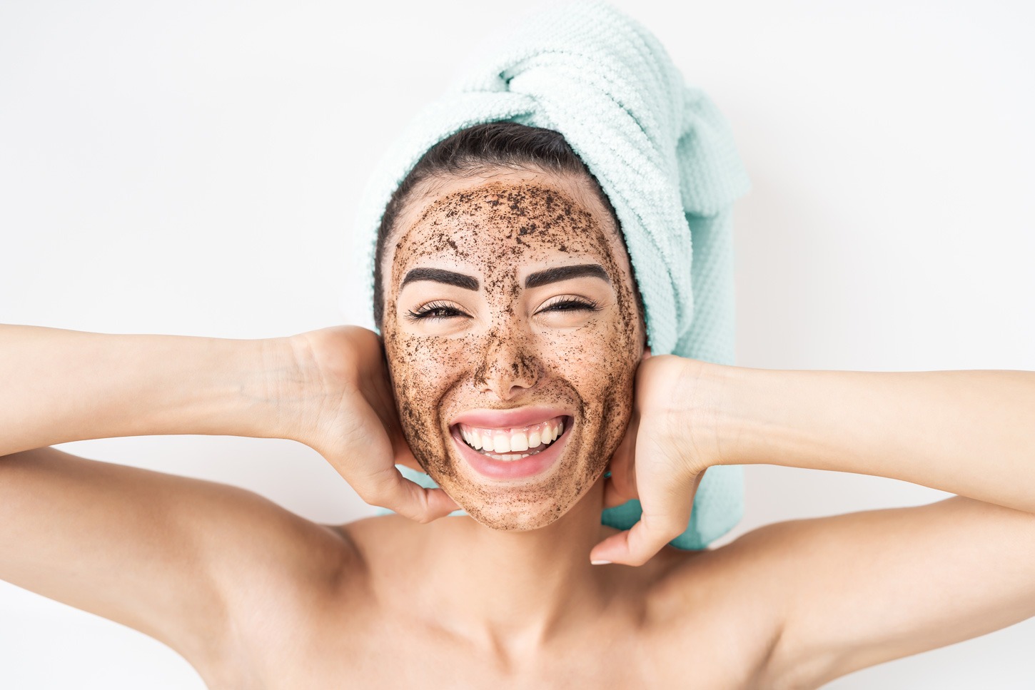Exfoliantes faciales: La importancia en tu rutina de belleza para una piel radiante