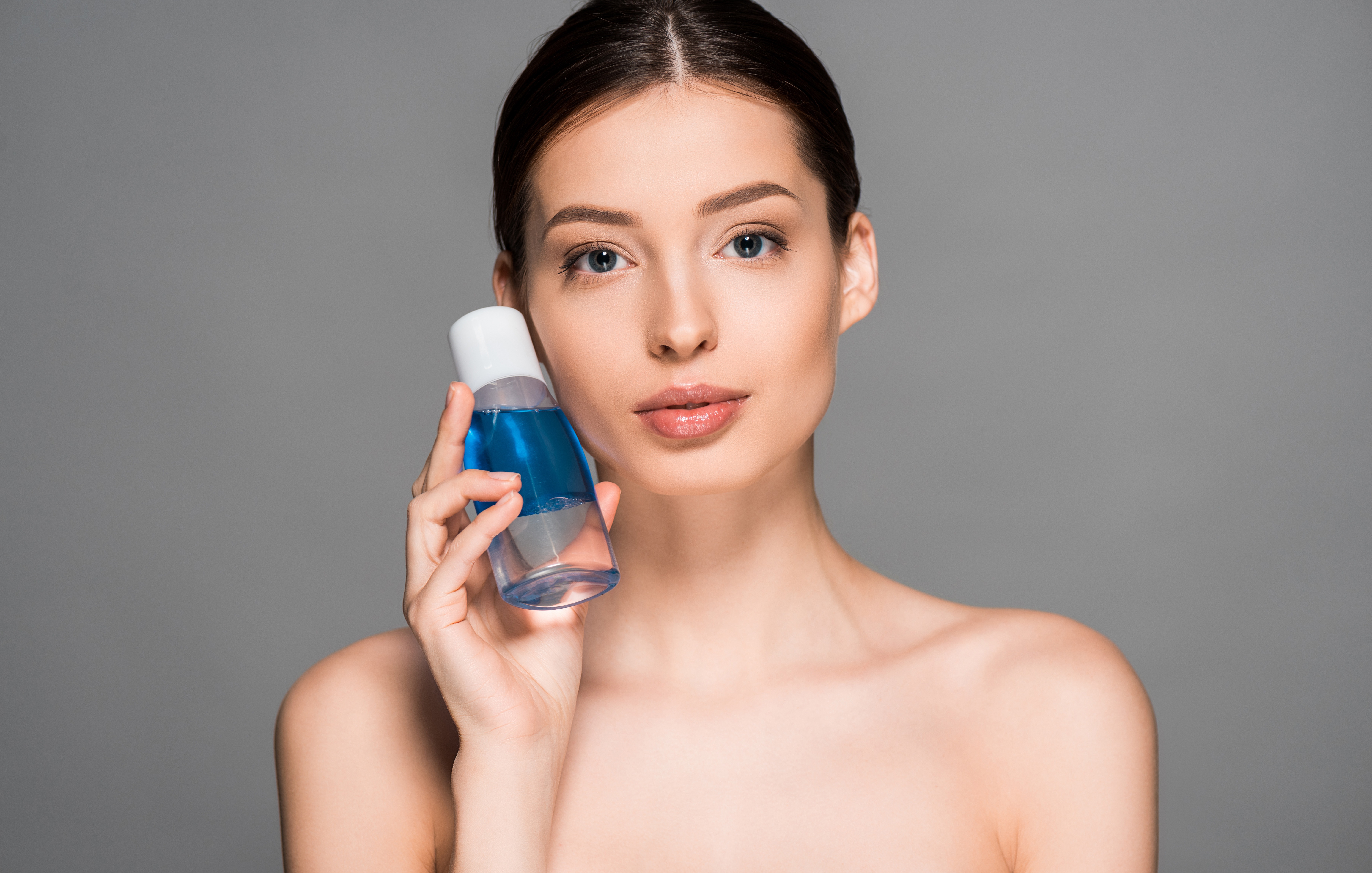 ¡Adiós al Maquillaje! Cómo elegir el desmaquillante ideal