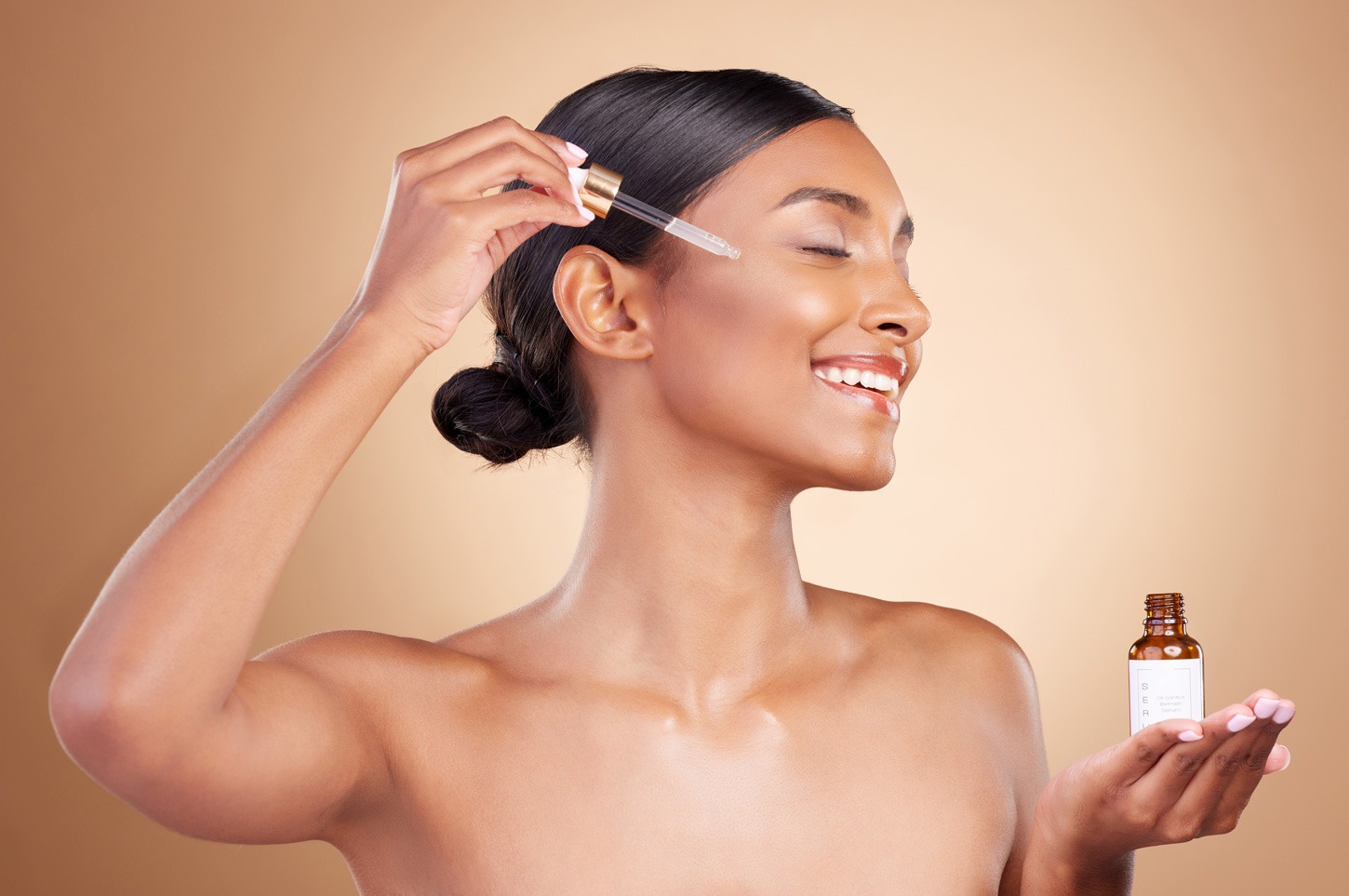 ¿Qué es el retinol y cómo usarlo? - Beneficios y Consejos